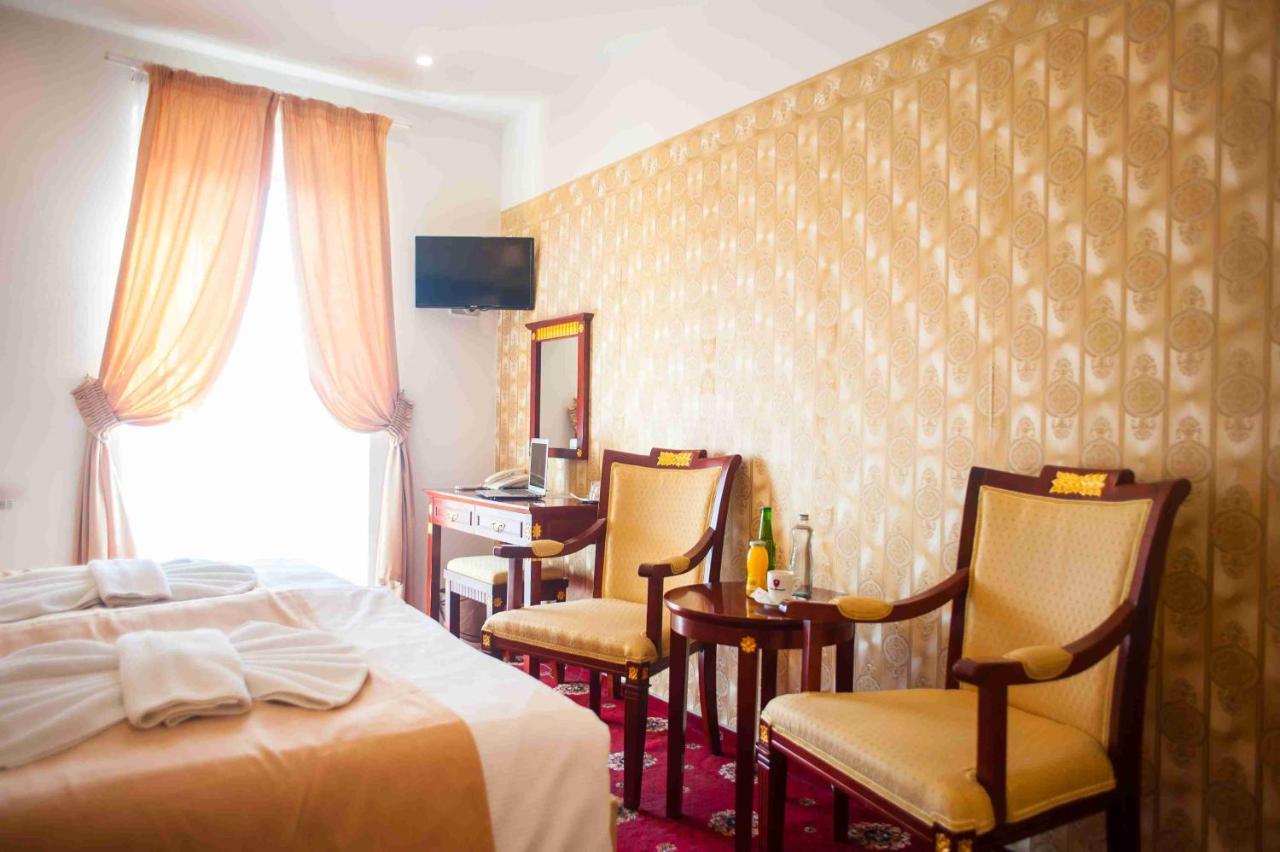 Hotel Tommy Wellness & Spa Náchod エクステリア 写真